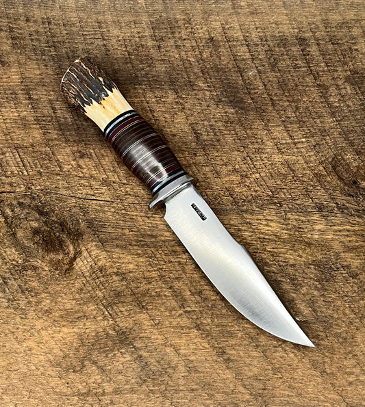 Stacked handle Knight profile hunter